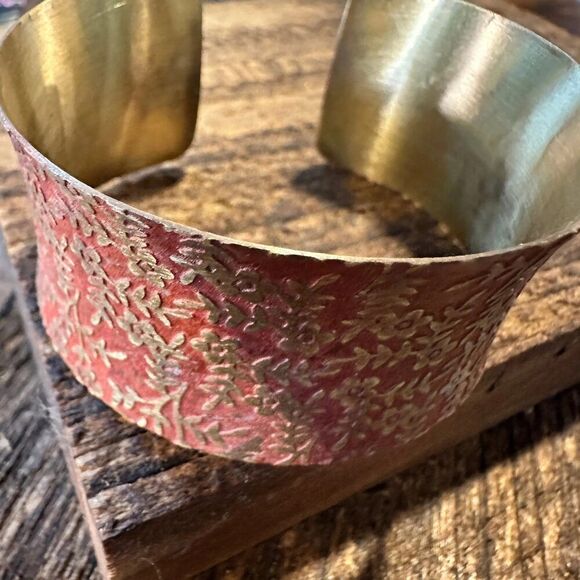 Handcrafted Artesian Boho Brass Patina Bracelet, Red Orange Brass Floral Vines, - Picture 1 of 7